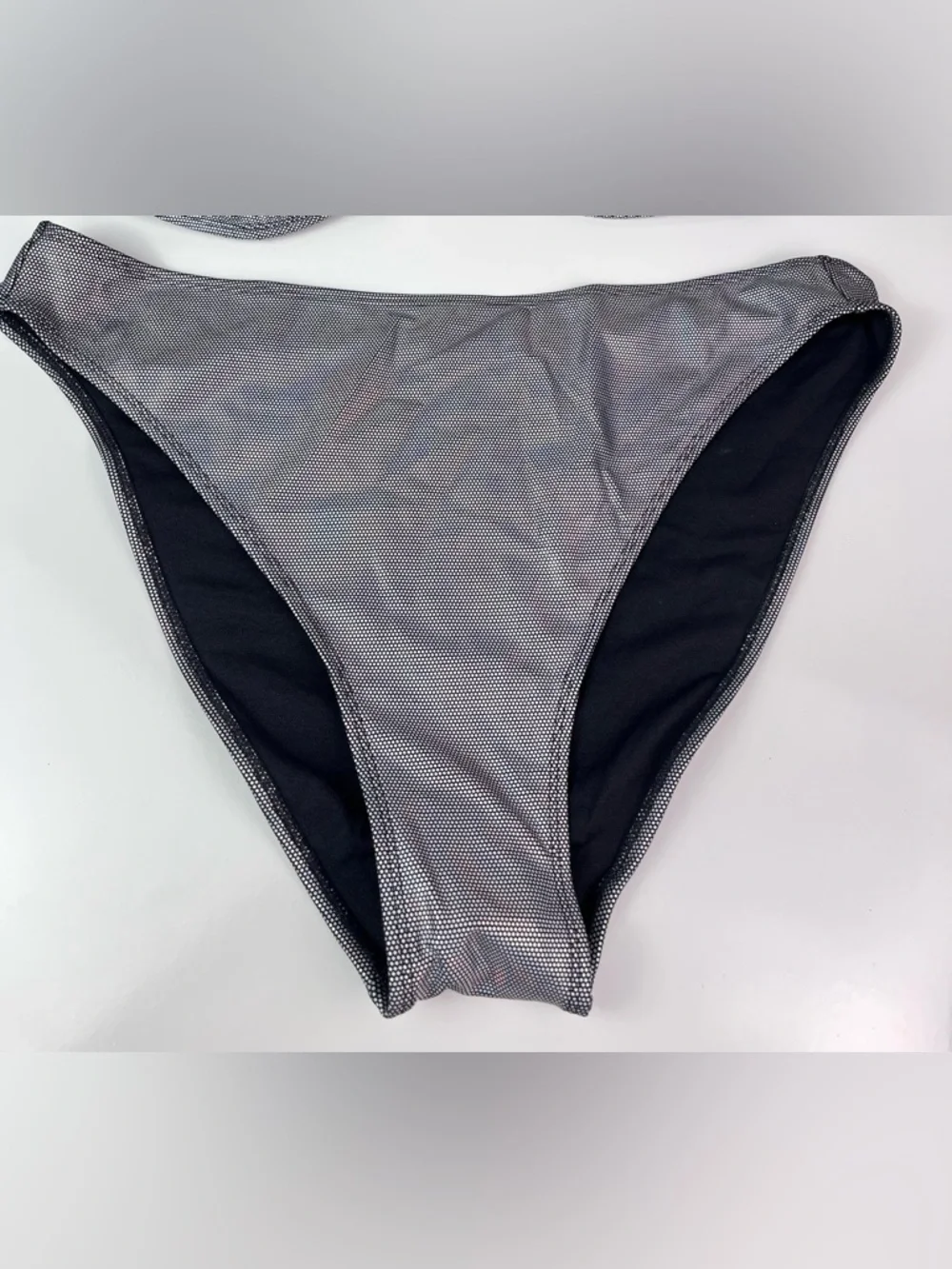 No Boundaries Juniors Metallic Silver Bikini Bottom Sz XXL 19 Never worn